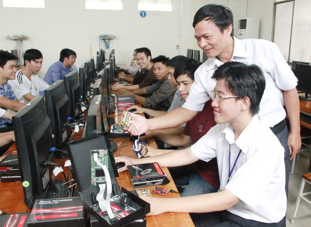Trung cấp chuyên nghiệp